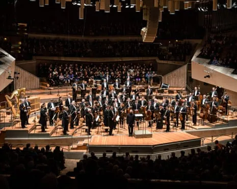 Composer Schoenberg: Violin Concerto, Verklärte Nacht, Die Jakobsleiter Recording Review – An Engaging and Notable Collection