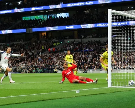 Luiz Júnior's Game-Changing Mistake Hands Spurs First Win